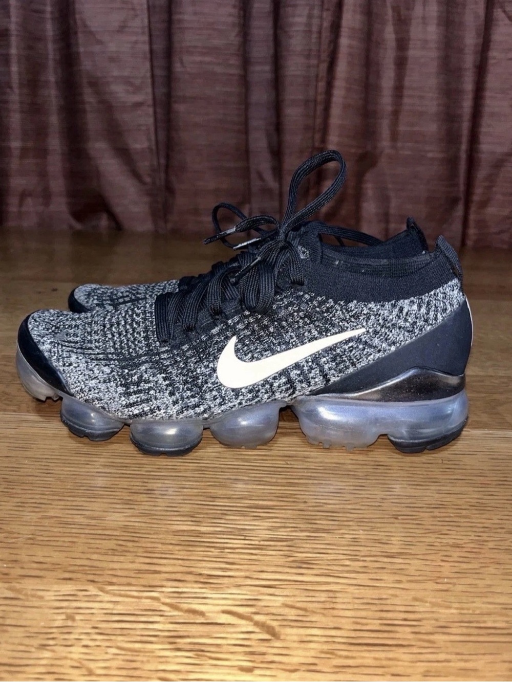 Nike Air Max Vapormax Flyknit 3.0 Womens Size 8.5 Black Running Shoes Sneakers